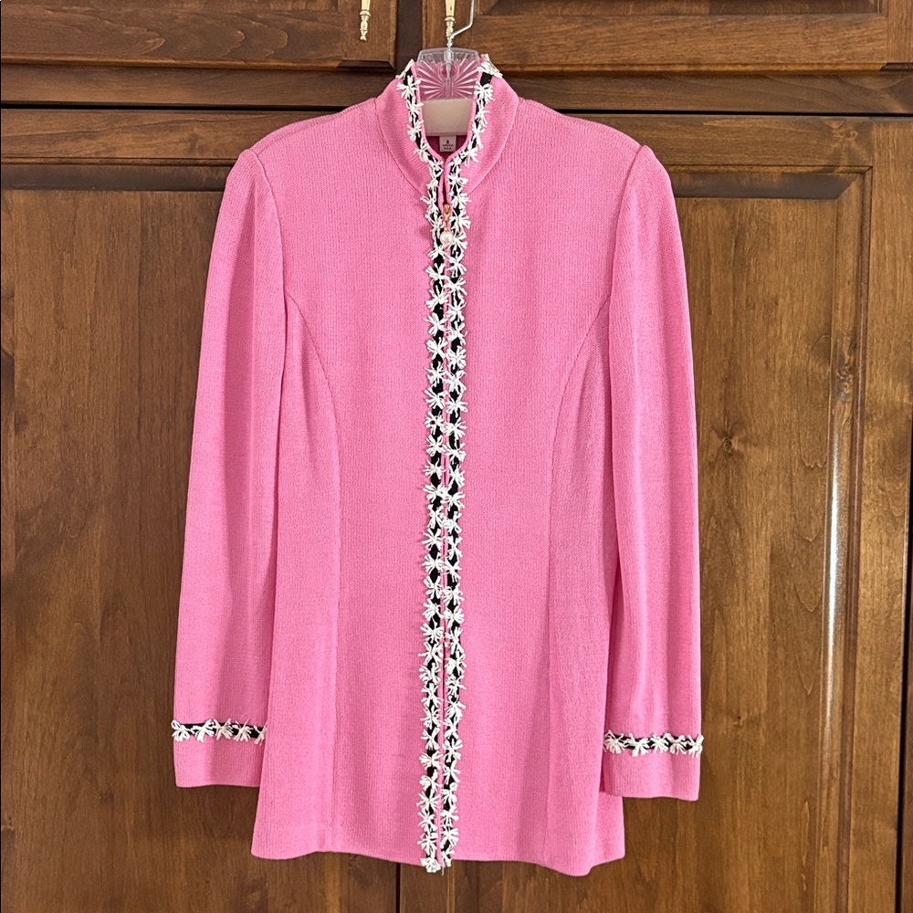 St. John Collection Pink Sweater Blazer Jacket with Black and White Trim 6